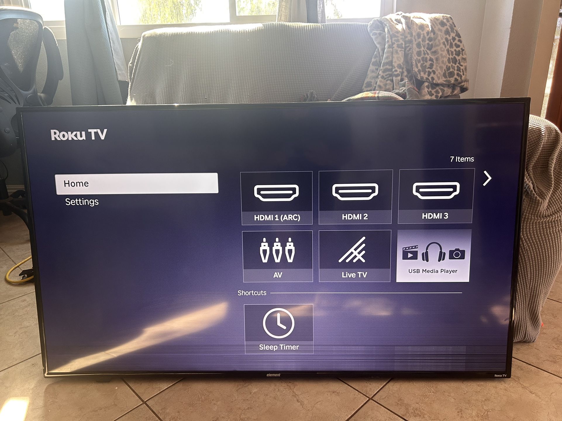 Element 55” Roku Tv