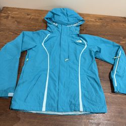 The North Face Women’s HyVent Insulated Ski Jacket – Size M – Teal Blue