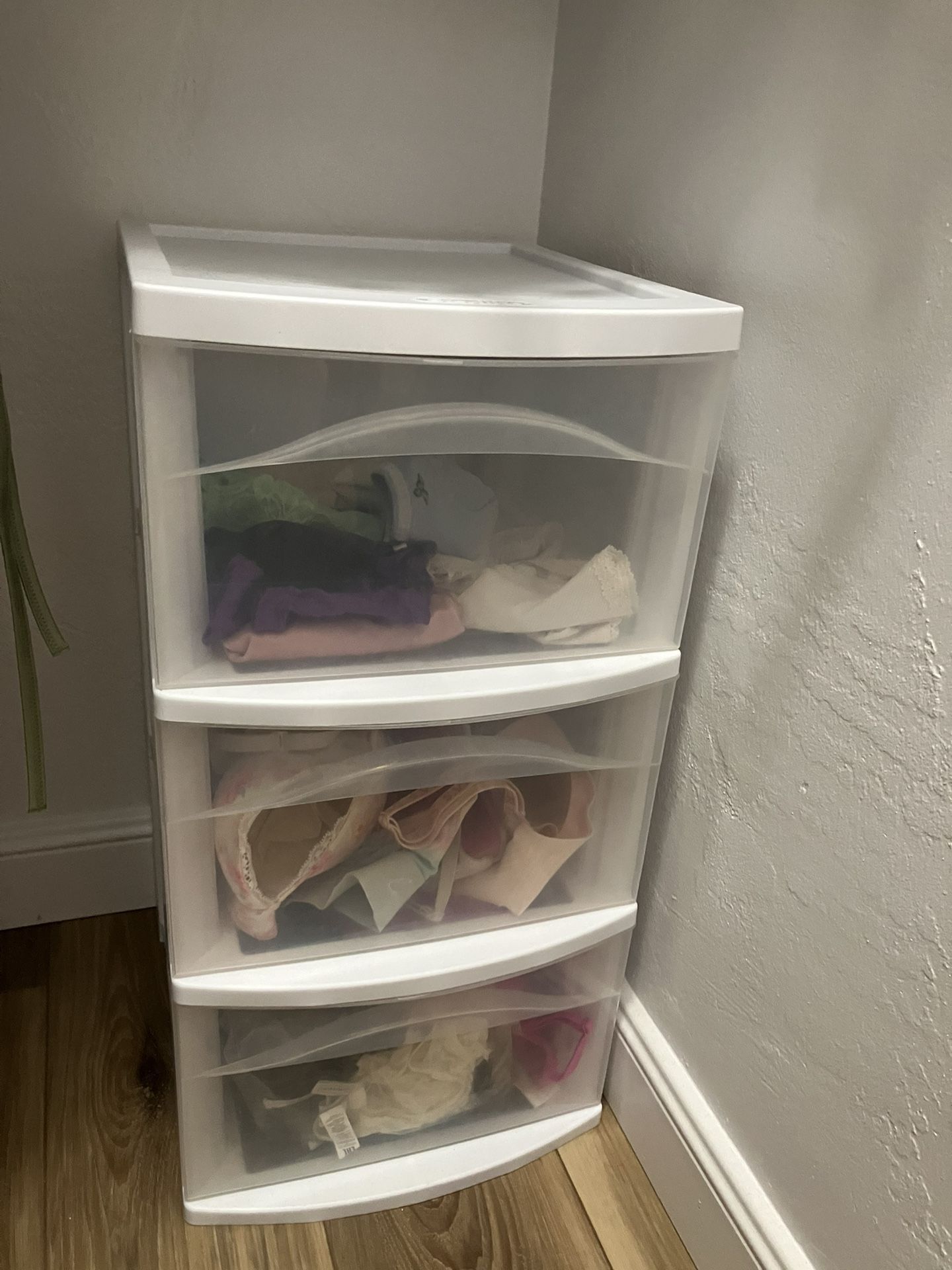 Sterilite Plastic Drawers