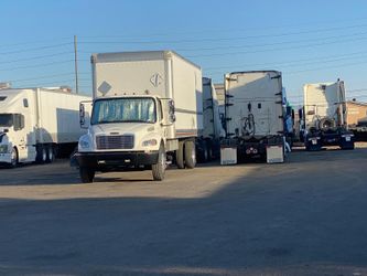 Freightliner M2 Box Truck for sale