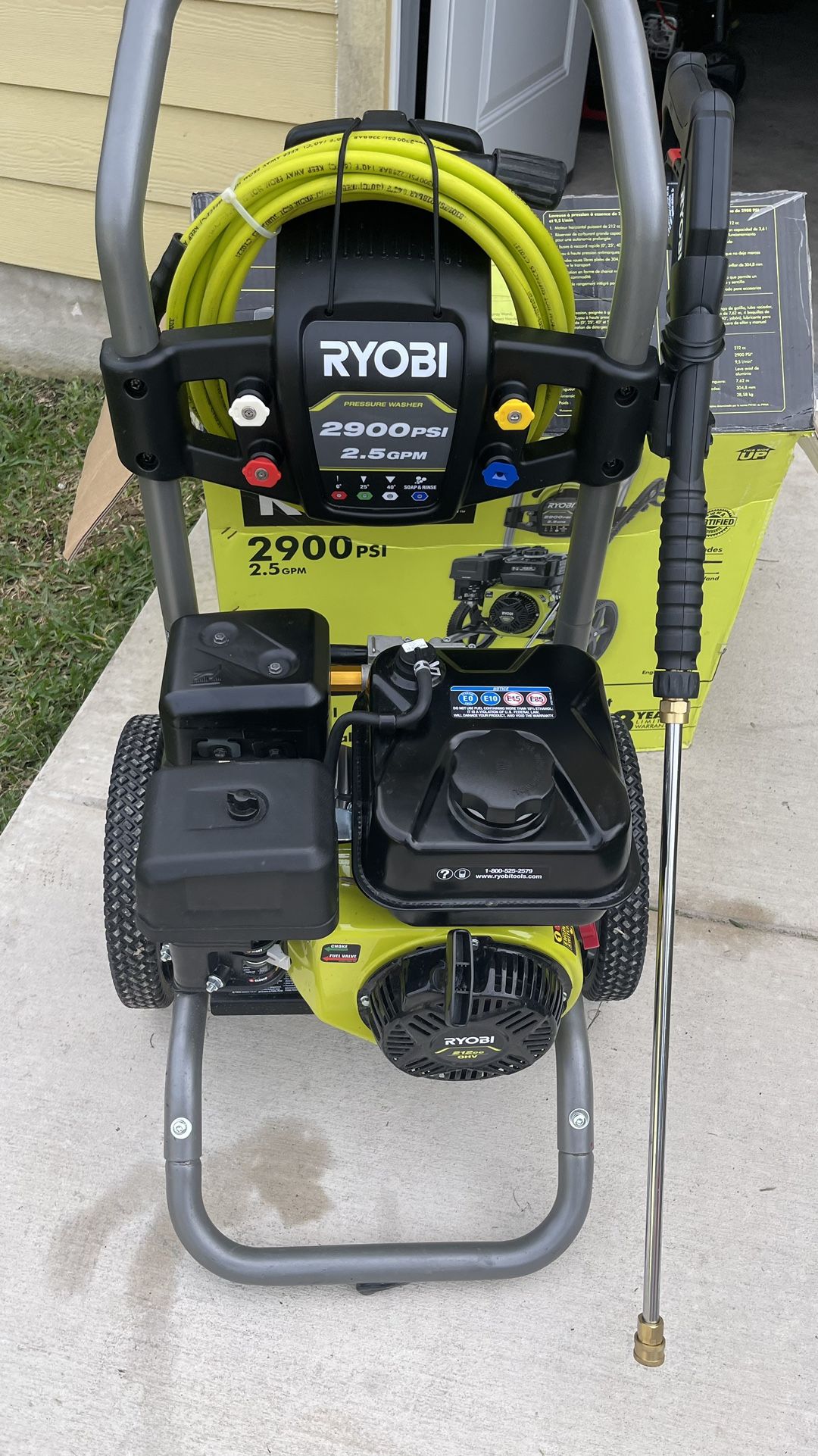 RYOBI 2900 PSI 2 5 GPM Cold Water Gas Pressure Washer With 212cc Engine ryobi-2900-psi-2-5-gpm-cold-water-gas-pressure-washer-with-212cc-engine