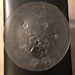 Rare Collectible Dunkin’ Donuts Etched Glass Plate with Christmas Bear