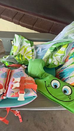 Swimming pool toy supplies