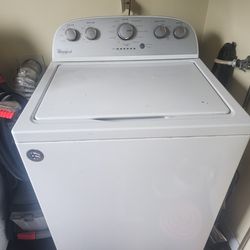 Whirlpool Washer And Dryer Set