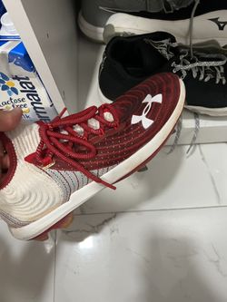 Under Armor baseball cleats