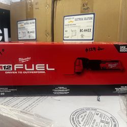 Milwaukee M12 Fuel Oscillating Multi Tool 