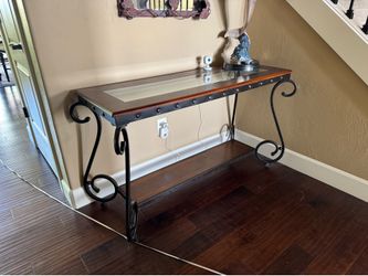 Entry/console table
