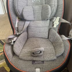 Car seat - Convertible 5-65 Lbs - Front and Rear Facing