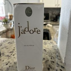 Jadore Doir 