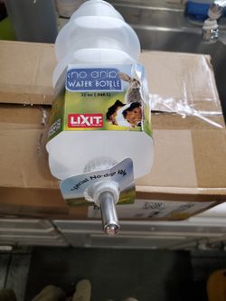 No Drip Water Bottle 32oz Bottle