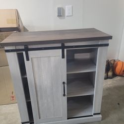 32 in tv stand 