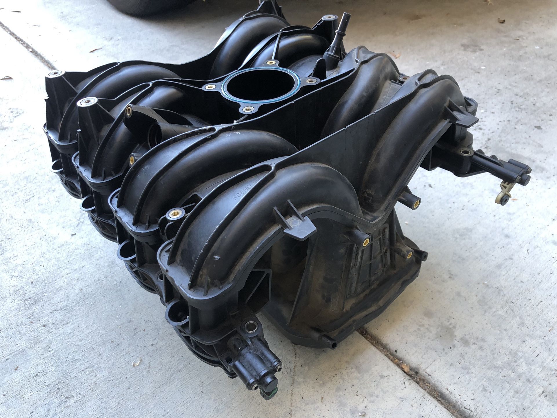 04-08 Ford F150 - 5.4L V8 3valve - Intake Manifold OEM Great Condition