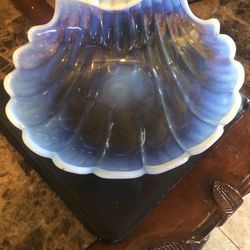 Blown Glass Clamshell Dish