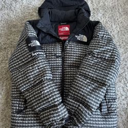 Supreme North Face Studded Nuptse Jacket
