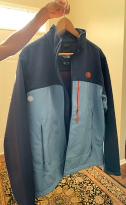 North face jacket (like new and size medium)