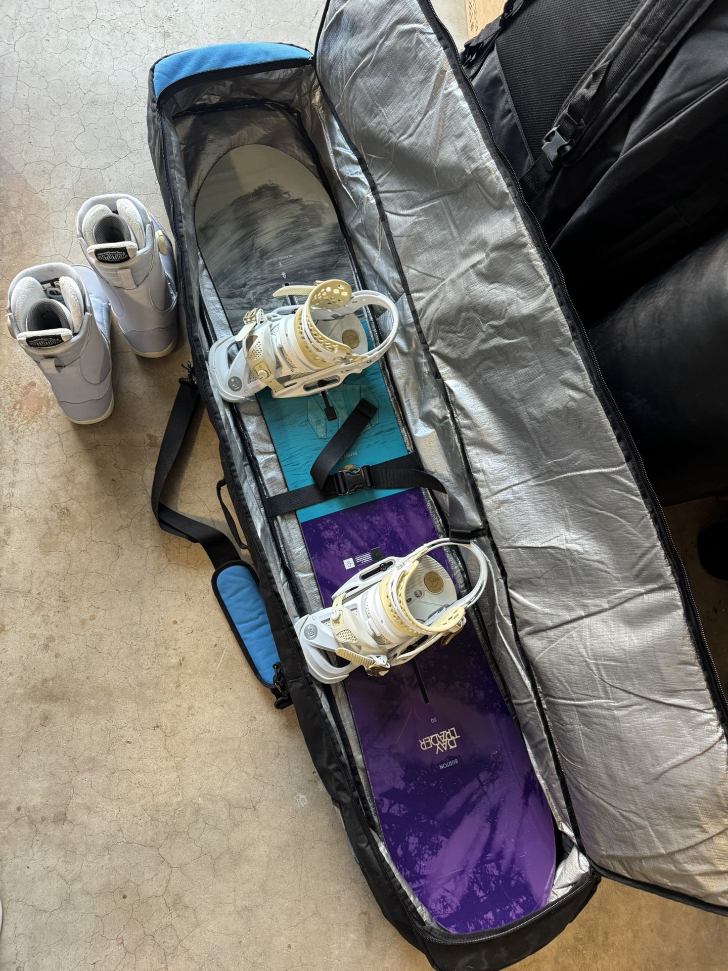 Women’s Snowboard Bundle set - Burton Day Trader 145cm + BOA Boots 8.5 + Bindings + Bag