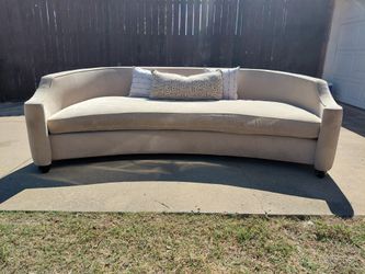 Ashley Couch (delivery available