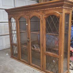 Hutch/Cabinet