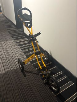 Sun Muntain golf push cart