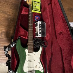 Green Squier Stratocaster Guitar Bundle Perfect Condition 