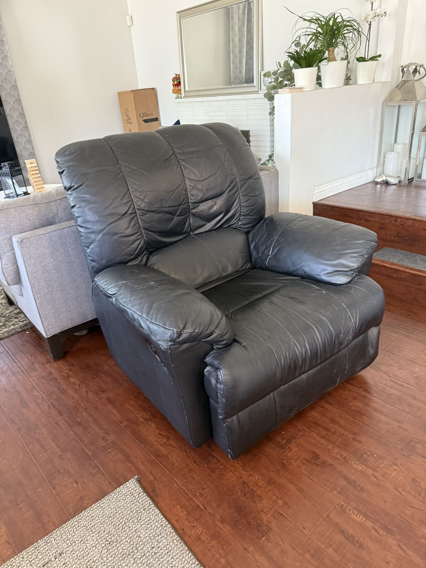 Recliner chair