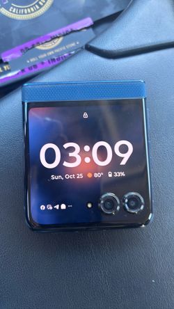 Samsung Galaxy Z Flip Foldable Smartphone