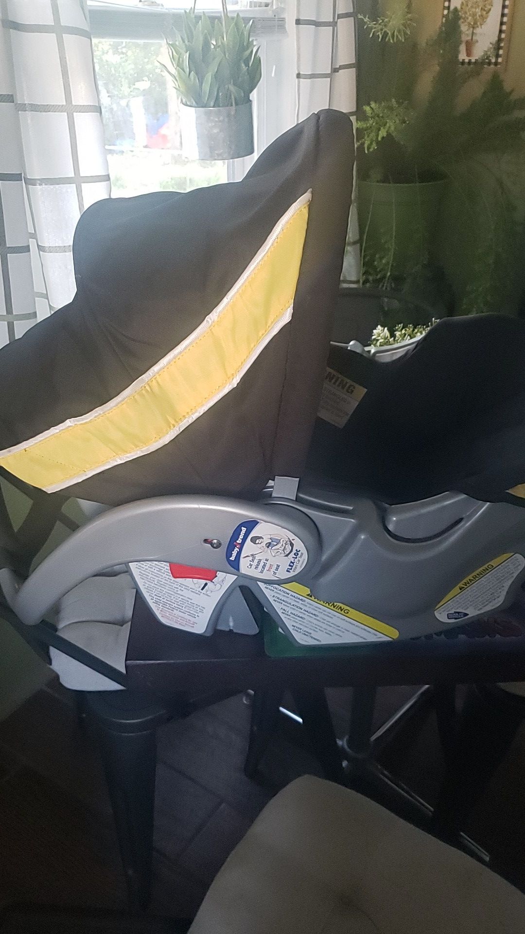 Infant Car seat only Serious inquiries only