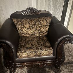 3 Piece Vintage Couch Set 