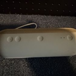 Beats Pill Wireless Bluetooth Speaker - Champagne Gold