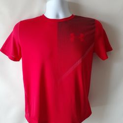 Under Armour boys red short sleeve top size L youth