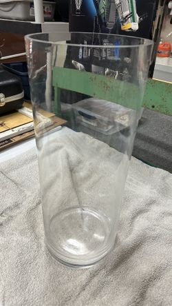 Lot Of 8 Glass cylinders (7”x18”)