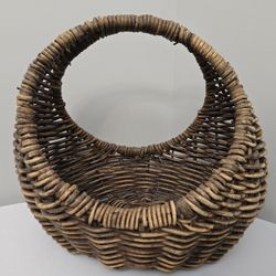 Vintage Wicker Rattan Gondola Basket 15"