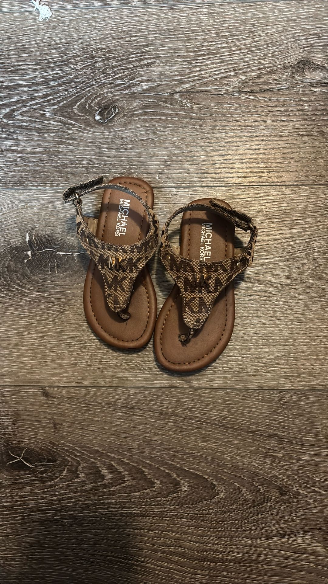 Kids Sandler Size 7