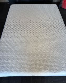 Nectar Luxe Hybrid Queen Mattress