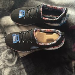 Skechers Memory Foam