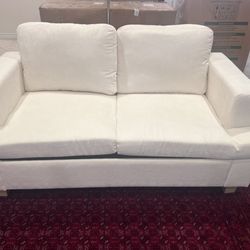Loveseat 