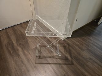 Accent Table