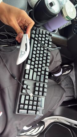 Keyboard & mouse in perfect condition