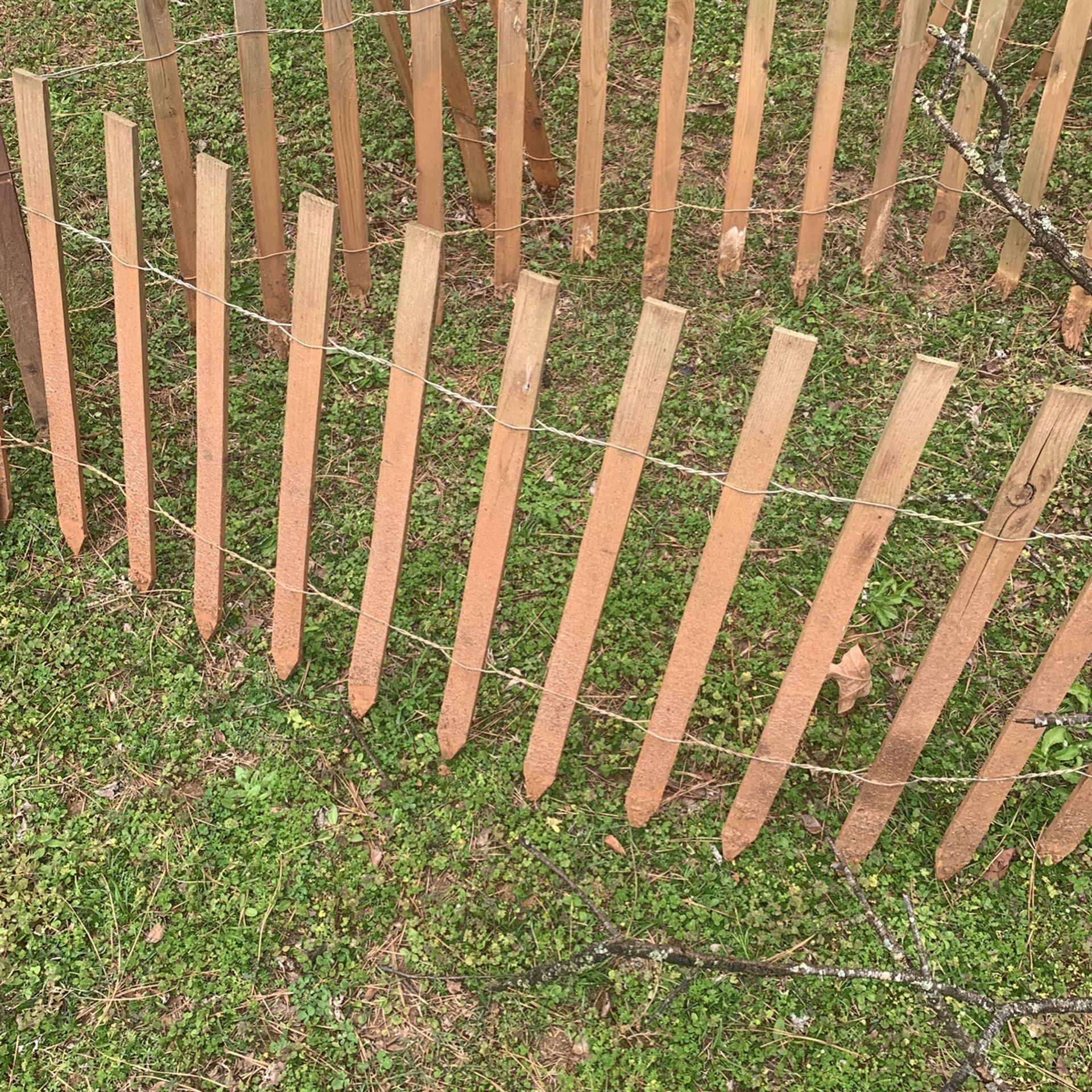 Small fence, small wood fence