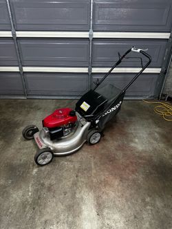 Honda mower lawnmower self propelled