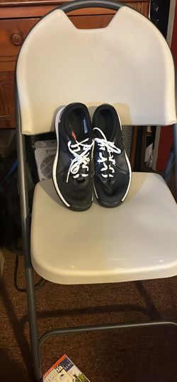 Nike Women’s Lunarlon Black/White Tennis Shoes