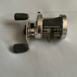 Abu Garcia 6500s   Bait Cast Reel  Ambs  Comes With Clicker  Ambs 