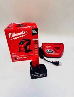 🚀 Milwaukee M12 Compact Inflator + 4.0 Battery + M12 Charger New
