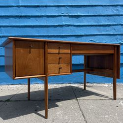 American walnut desk from the 1960s,