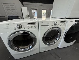 LG Washer and Dryer Set “27 ( Lavadora y Secadora )