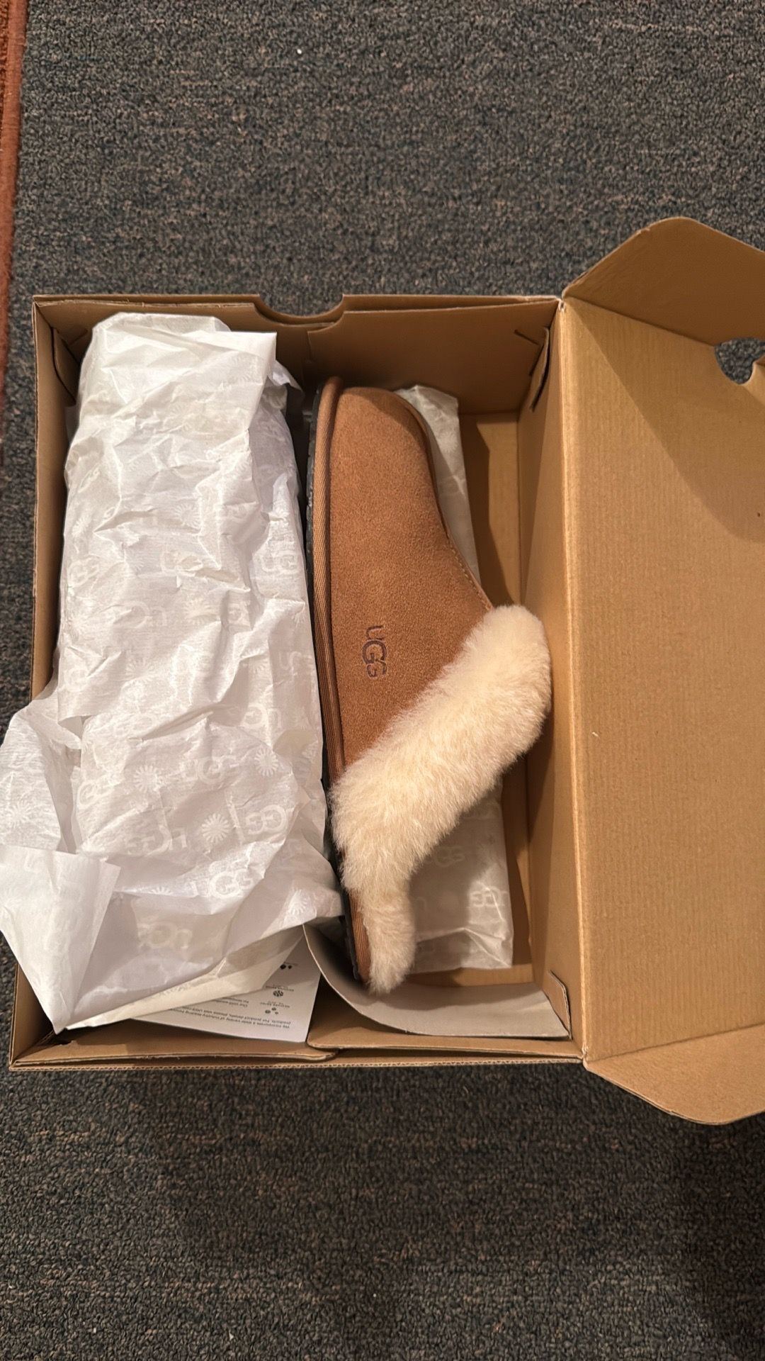 UGG Scuffette II Chestnut Slippers