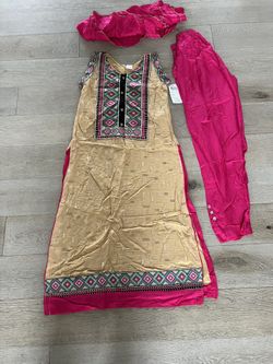 Pakistani/ Indian Outfit