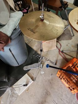 HIGH HAT. ZILDJIAN SYMBOLS