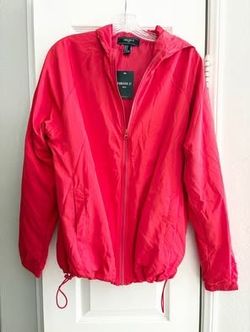 NEW Red MEDIUM Size Men's/Women's/Unisex Forever 21 Windbreaker Jacket