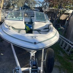89 SEA RAY BOAT